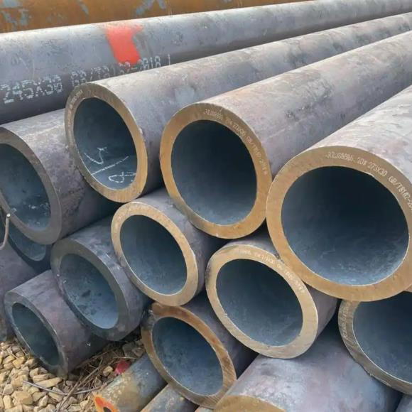 山東大口徑無(wú)縫鋼管供貨商