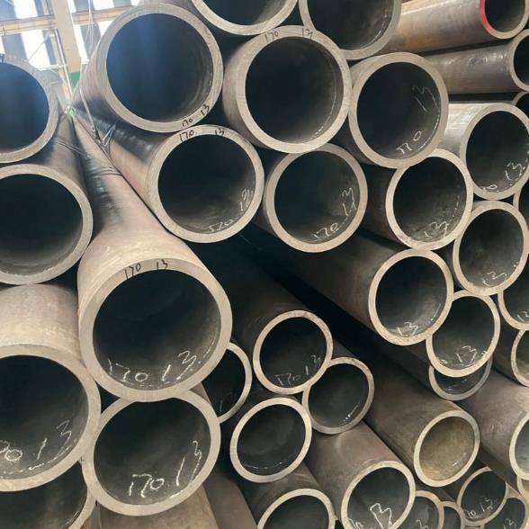 山東無(wú)縫鋼管廠供貨商